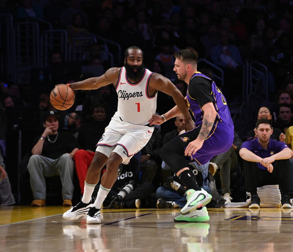 安东尼奥正 安东尼奥正