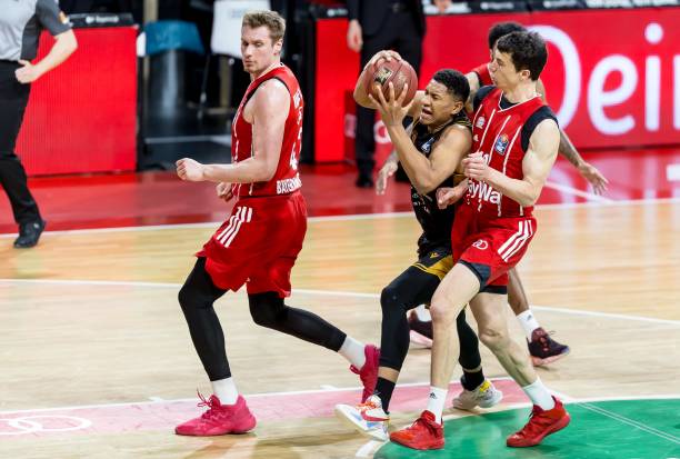 青岛队一度 青岛队一度