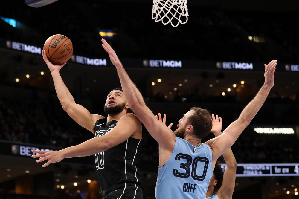 战中交出亮 战中交出亮